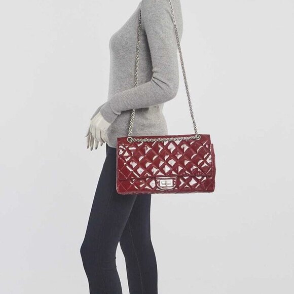 Chanel Red 2.55 Reissue Quilted Classic Patent Leather 227 Jumbo Flap Bag - Picture 7 of 12